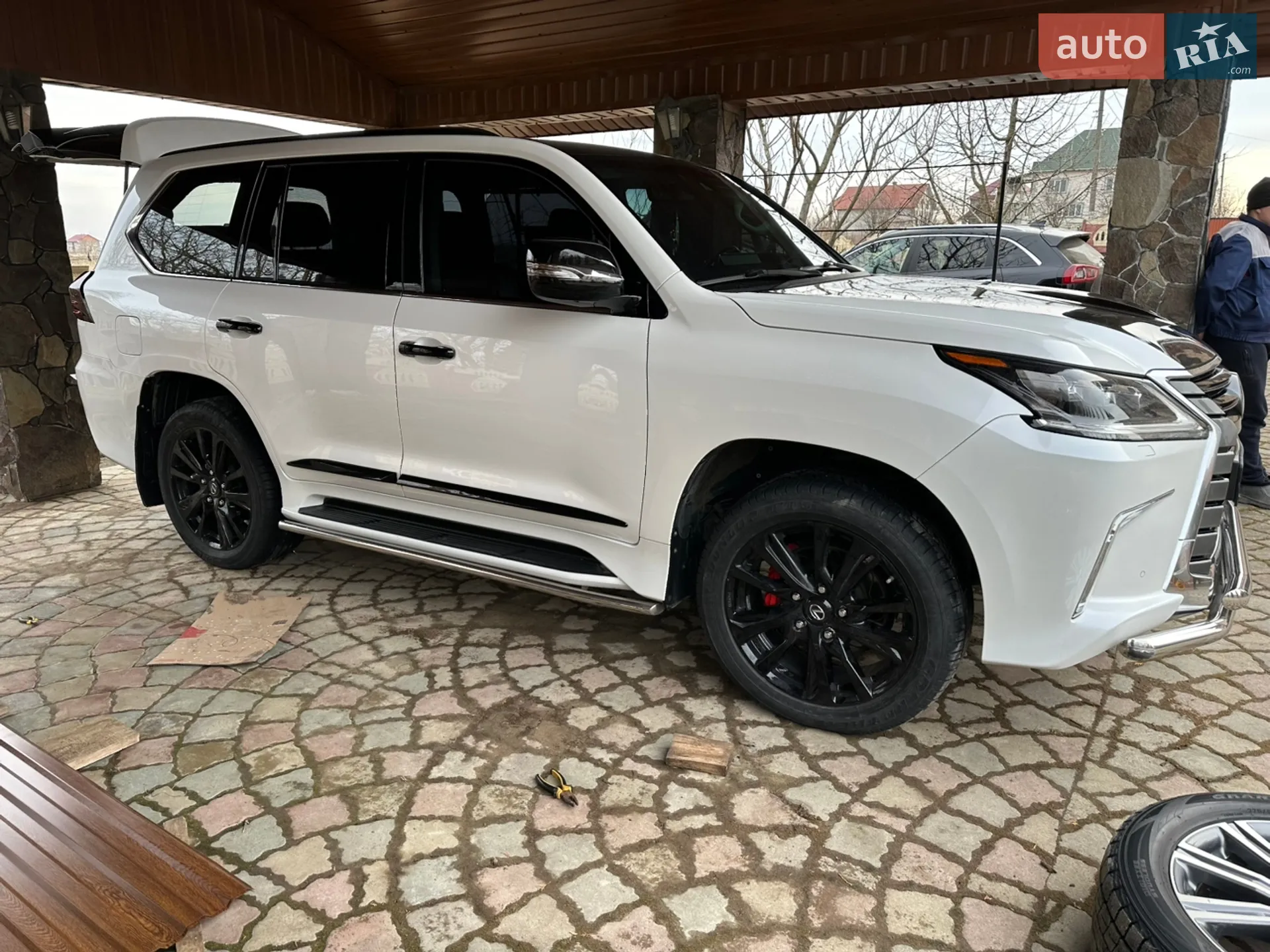 2017 Lexus LX - мініатюра 23