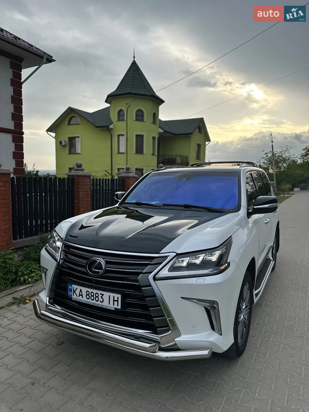 2017 Lexus LX - мініатюра 17