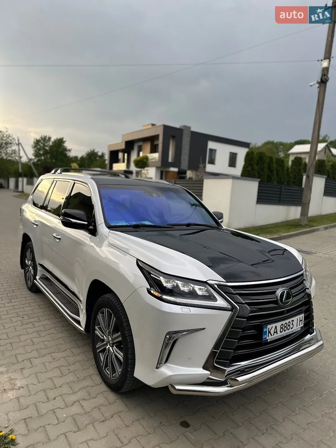 2017 Lexus LX - мініатюра 18