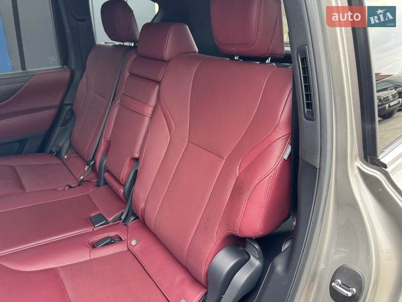 Внедорожник / Кроссовер Lexus LX 2022 в Ровно