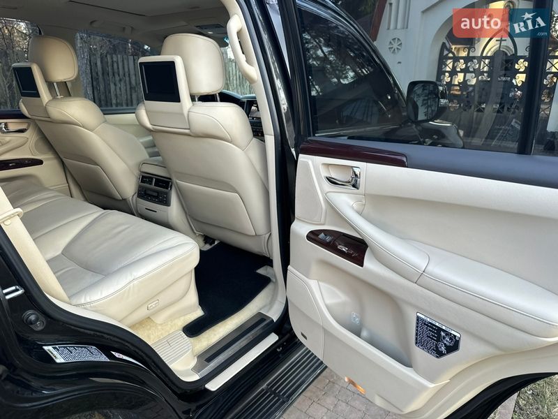 Внедорожник / Кроссовер Lexus LX 2013 в Киеве