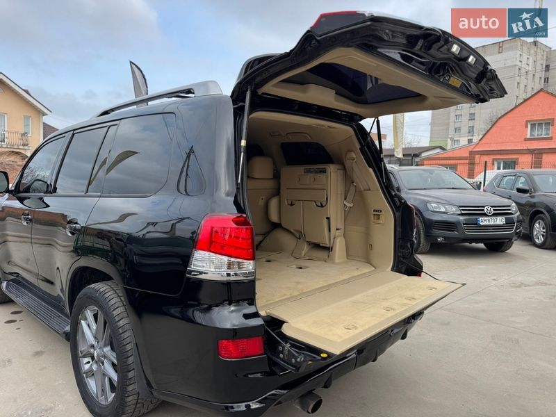 Внедорожник / Кроссовер Lexus LX 2010 в Бердичеве