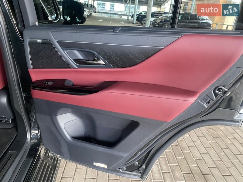 Внедорожник / Кроссовер Lexus LX 2025 в Киеве