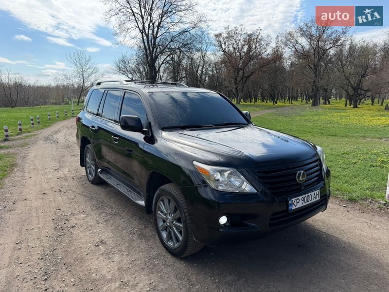 Lexus LX 2008