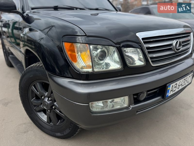 Внедорожник / Кроссовер Lexus LX 2004 в Бердичеве