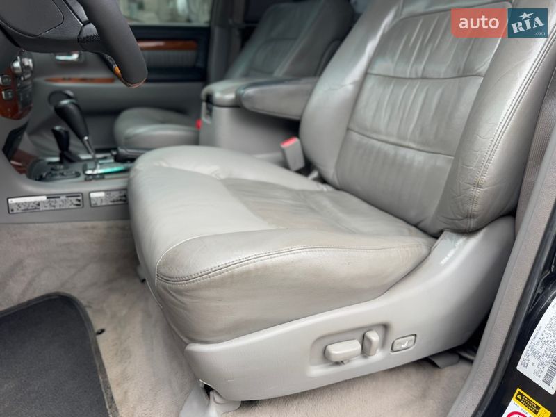 Внедорожник / Кроссовер Lexus LX 2004 в Бердичеве