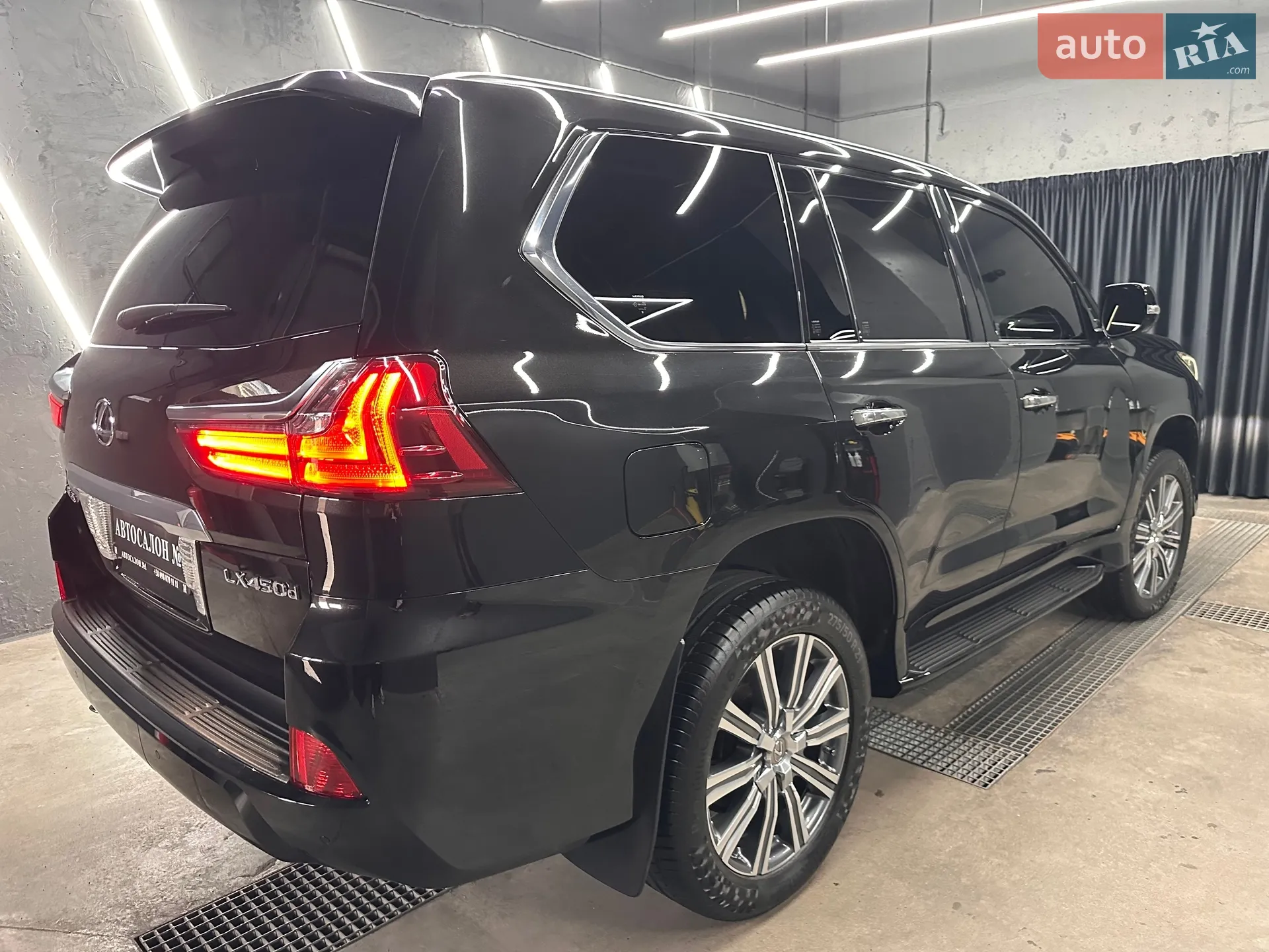 2016 Lexus LX - мініатюра 10