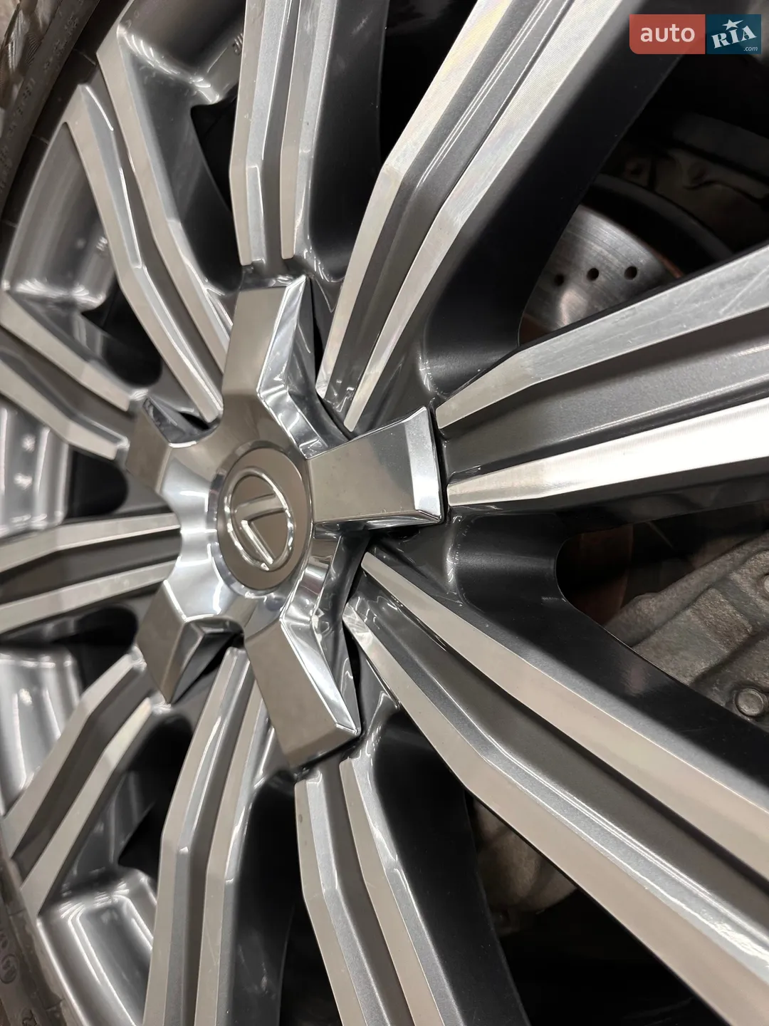 2016 Lexus LX - мініатюра 43