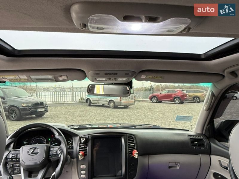 Позашляховик / Кросовер Lexus LX 2006 в Дніпрі фото 17 Позашляховик / Кросовер Lexus LX 2006 в Дніпрі