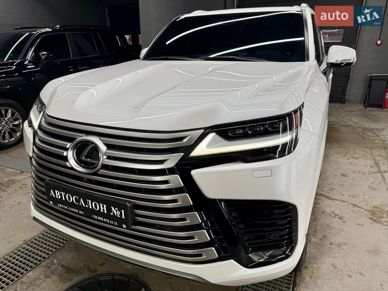 Внедорожник / Кроссовер Lexus LX 2022 в Киеве