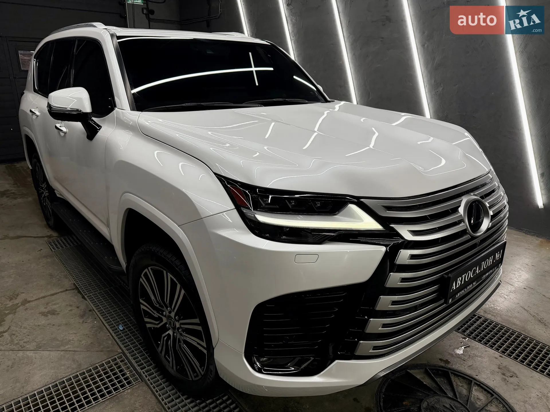 2022 Lexus LX - мініатюра 13
