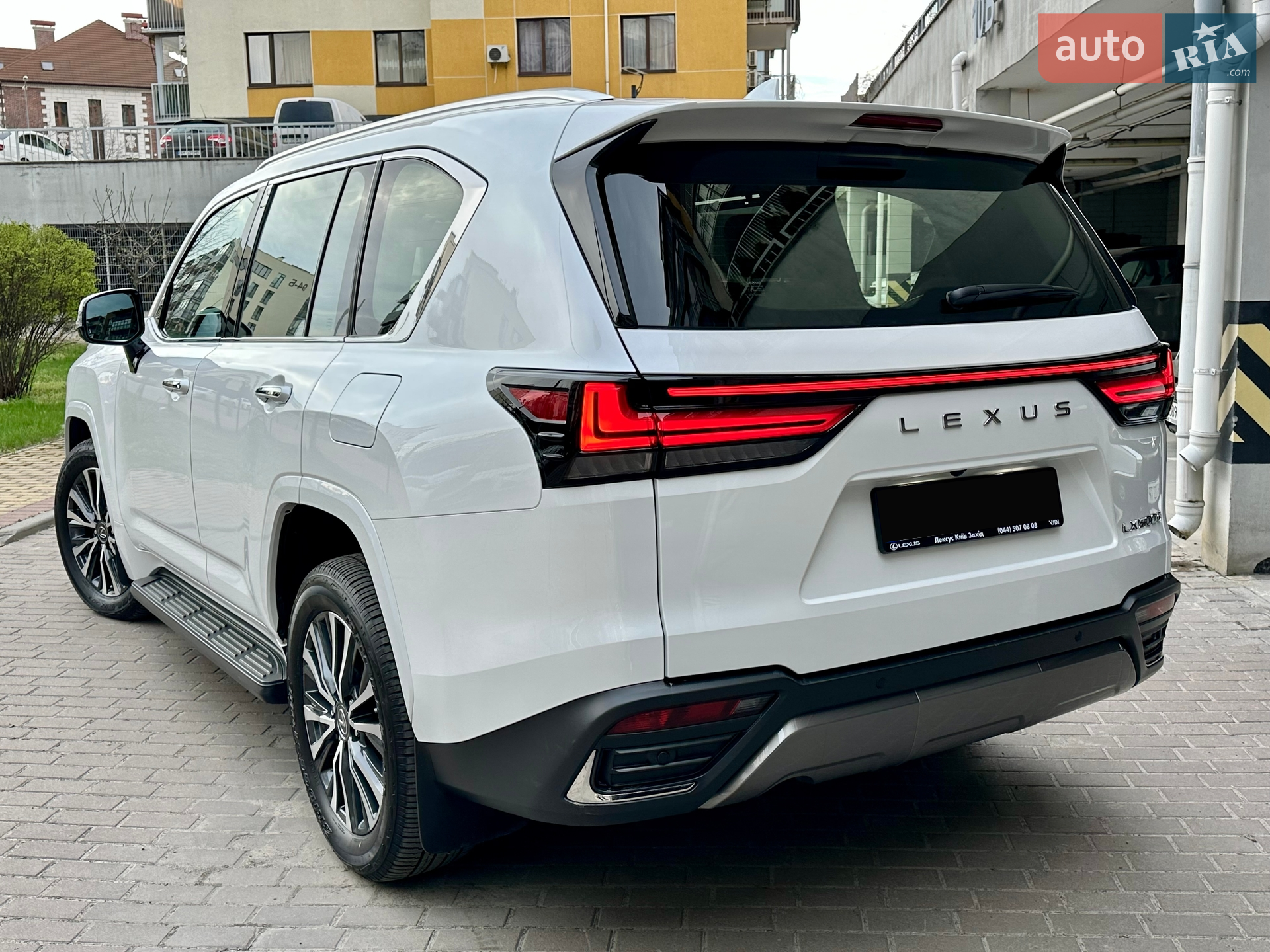 2022 Lexus LX - мініатюра 12