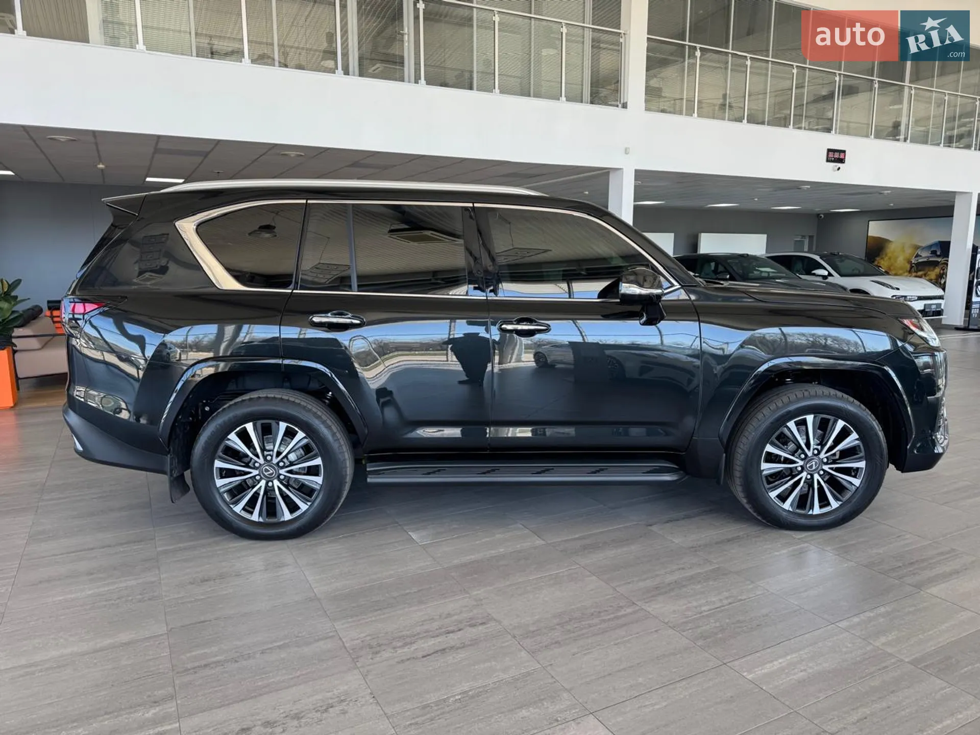 2025 Lexus LX - мініатюра 2