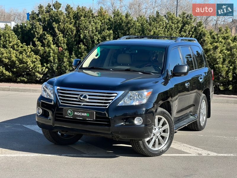 Внедорожник / Кроссовер Lexus LX 2011 в Киеве