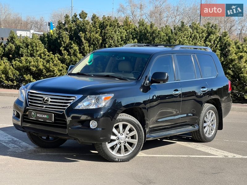 Внедорожник / Кроссовер Lexus LX 2011 в Киеве