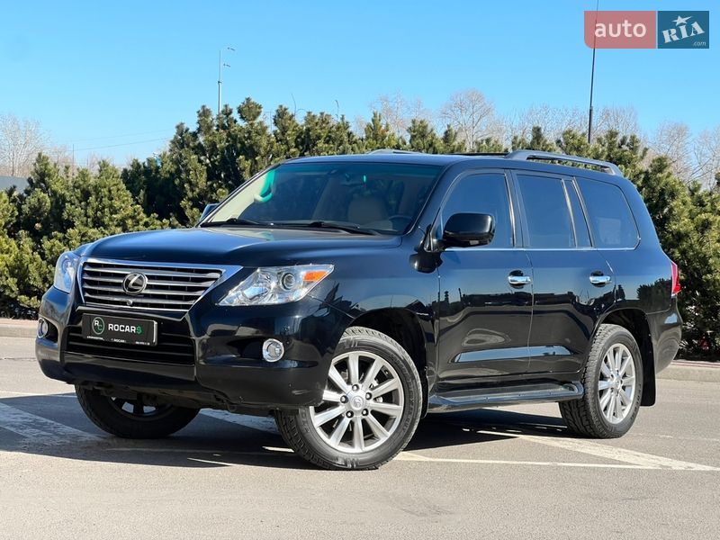 Внедорожник / Кроссовер Lexus LX 2011 в Киеве