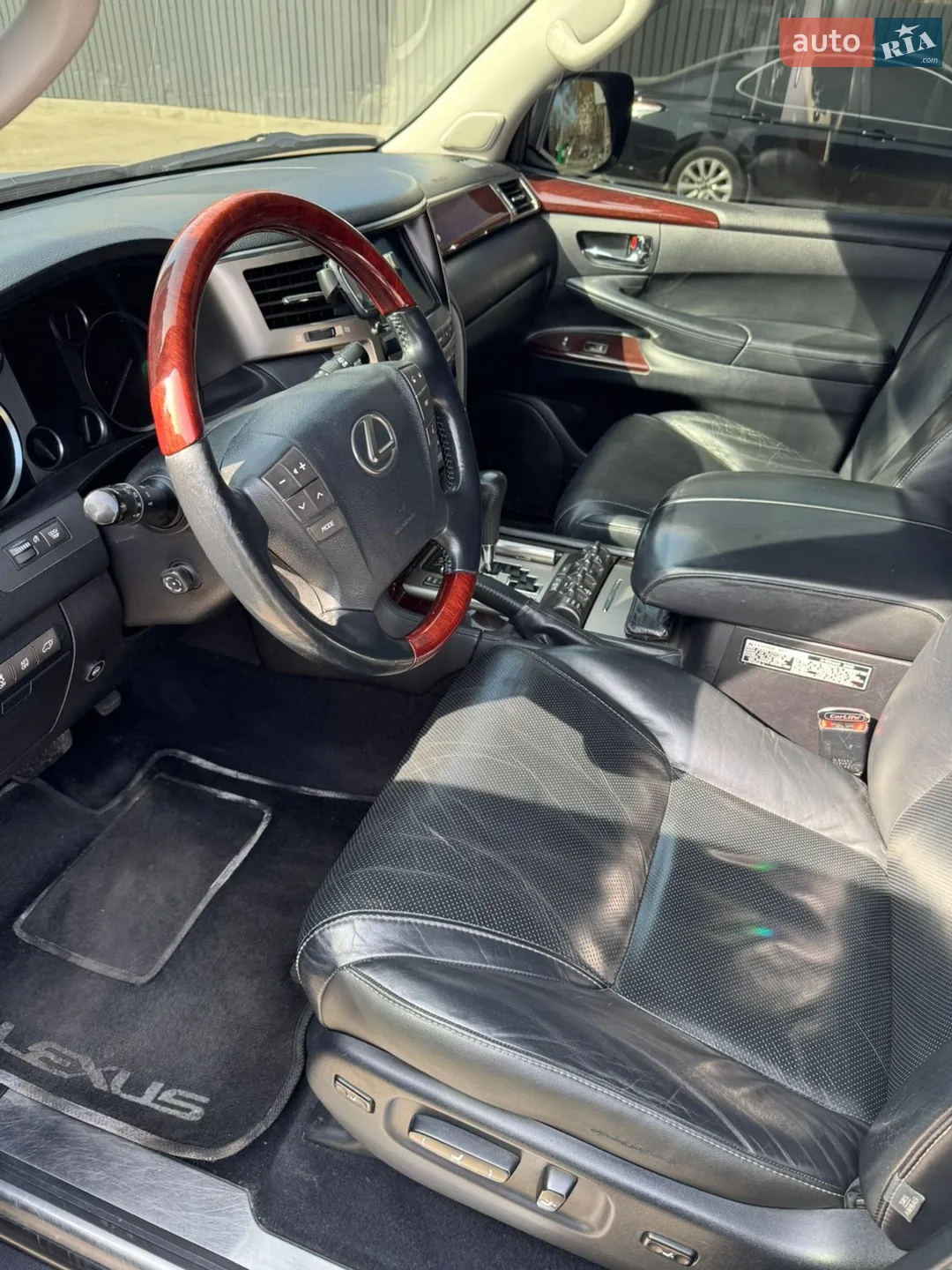 2012 Lexus LX - мініатюра 31