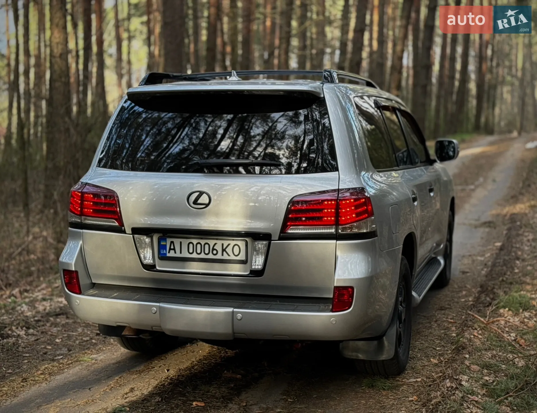 2011 Lexus LX - мініатюра 4