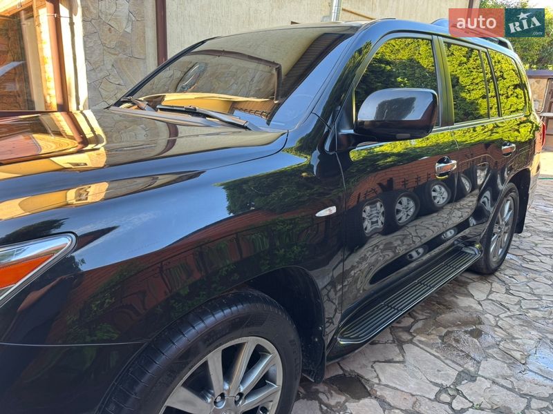 Внедорожник / Кроссовер Lexus LX 2011 в Харькове