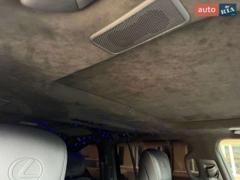 Позашляховик / Кросовер Lexus LX 2023 в Дніпрі