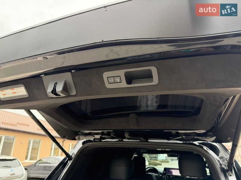 Позашляховик / Кросовер Lexus LX 2023 в Дніпрі