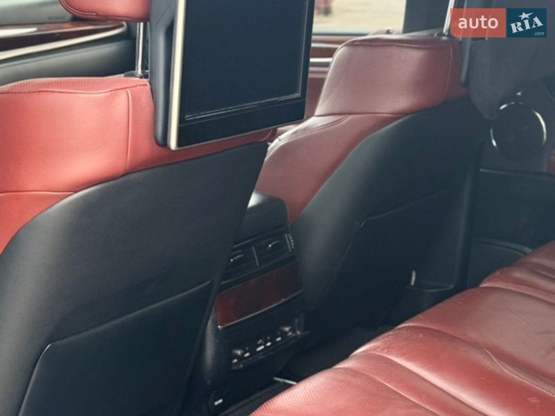 Внедорожник / Кроссовер Lexus LX 2016 в Днепре