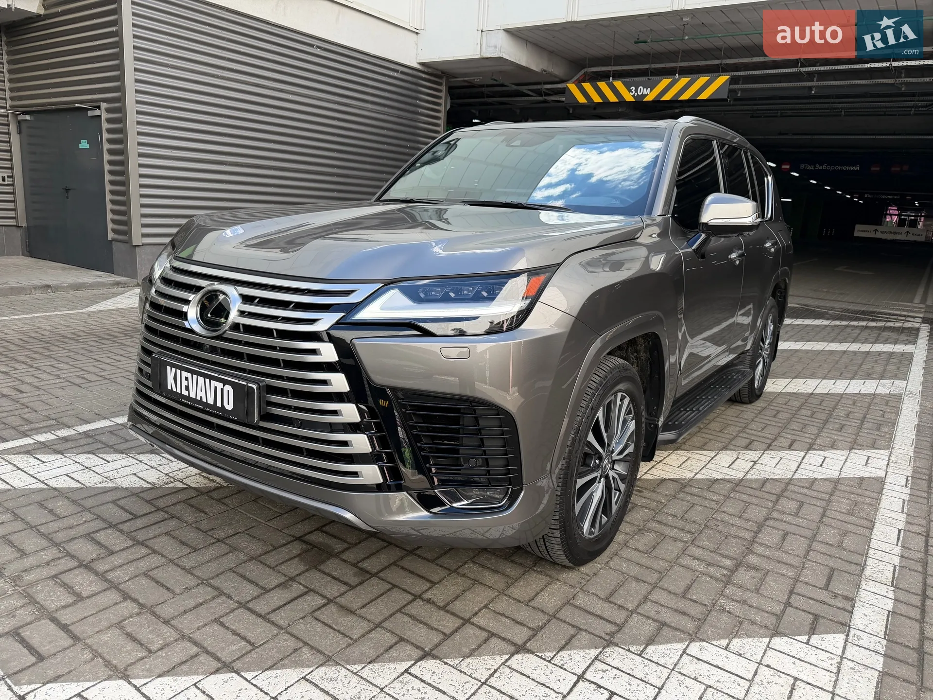 2022 Lexus LX - мініатюра 2