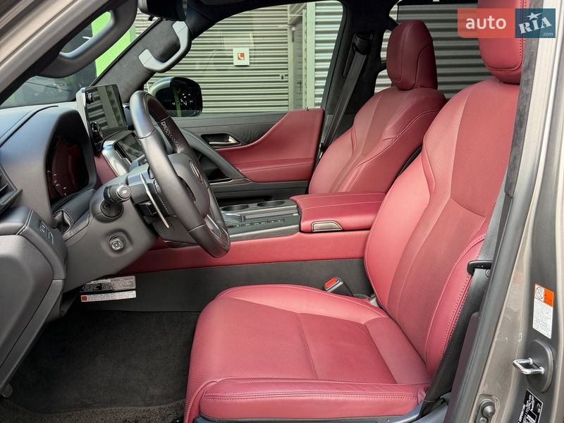 Внедорожник / Кроссовер Lexus LX 2022 в Киеве