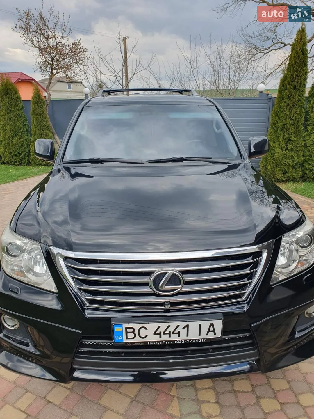 2010 Lexus LX - мініатюра 3