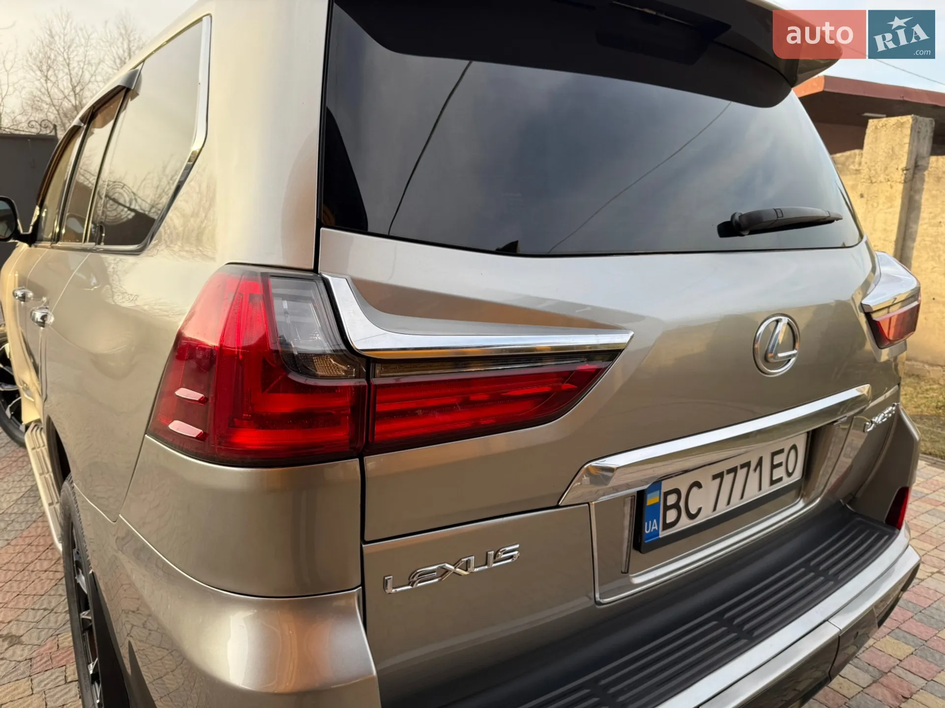 2019 Lexus LX - мініатюра 9