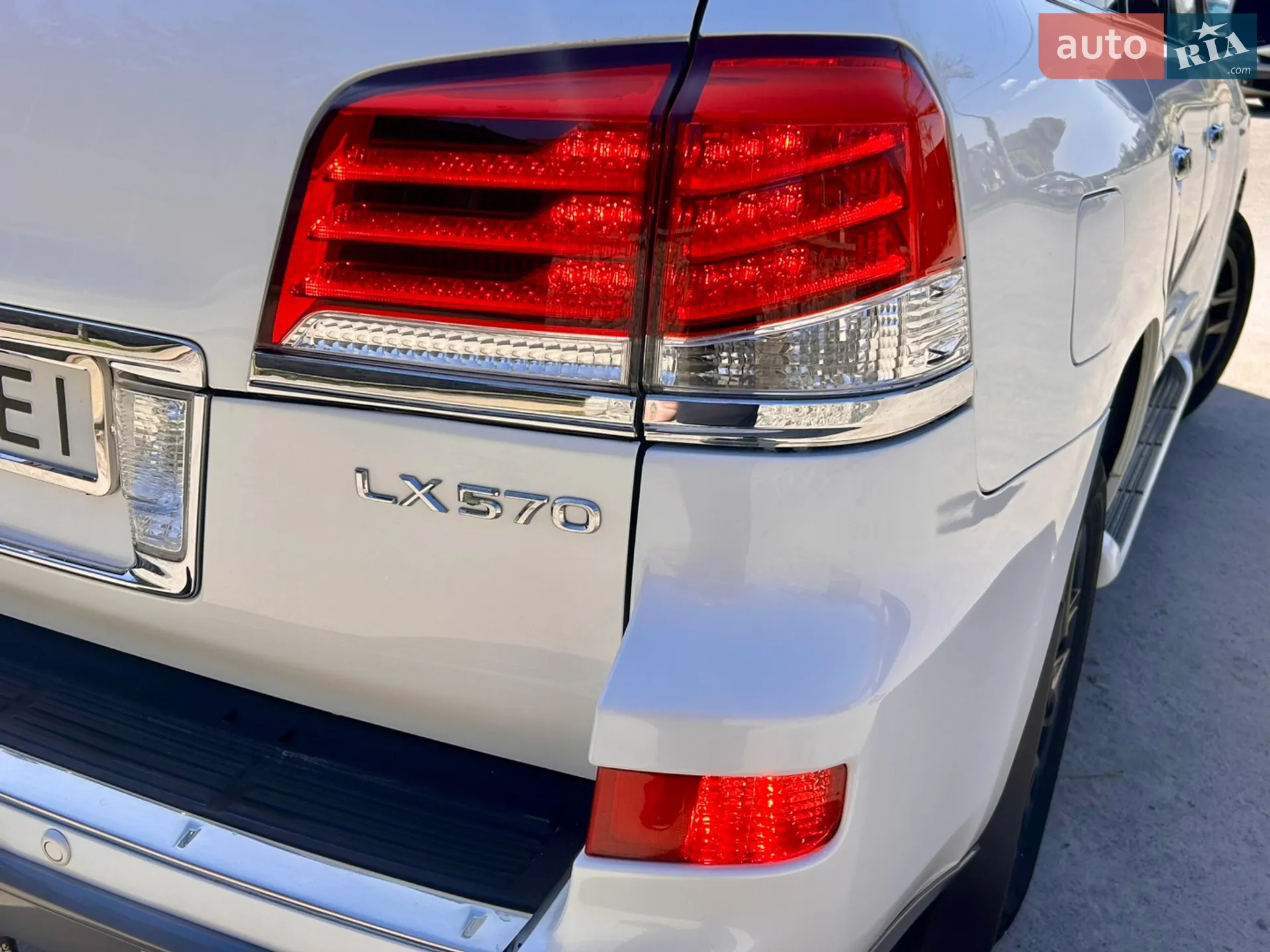 2011 Lexus LX - мініатюра 17
