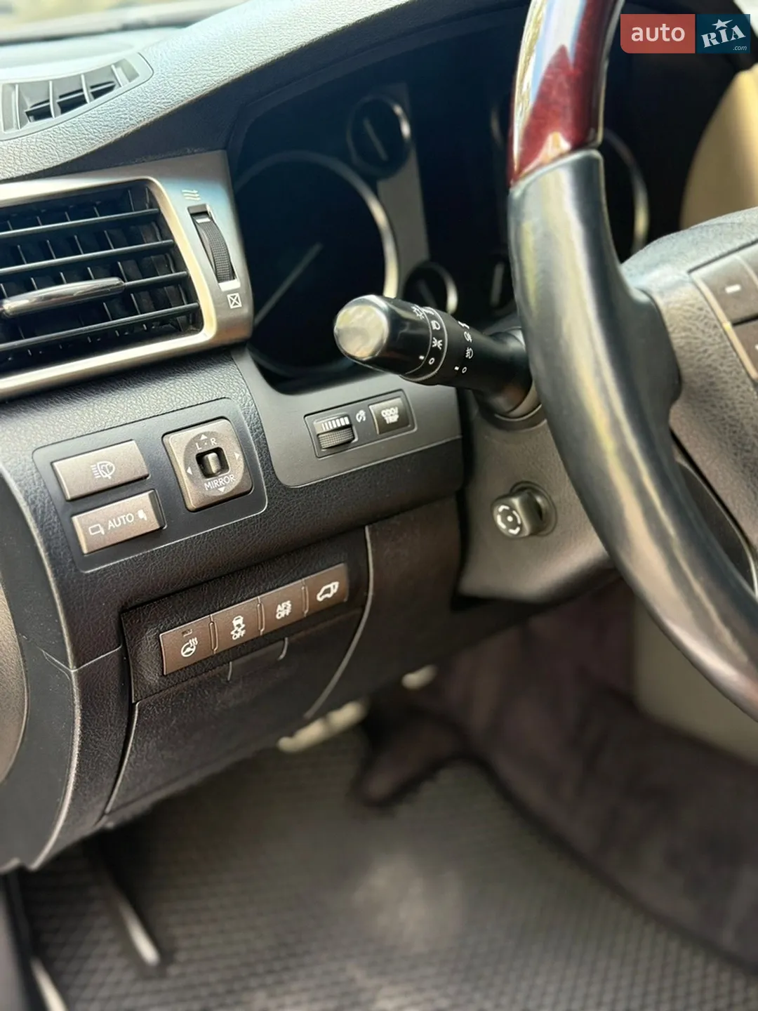 2013 Lexus LX - мініатюра 31