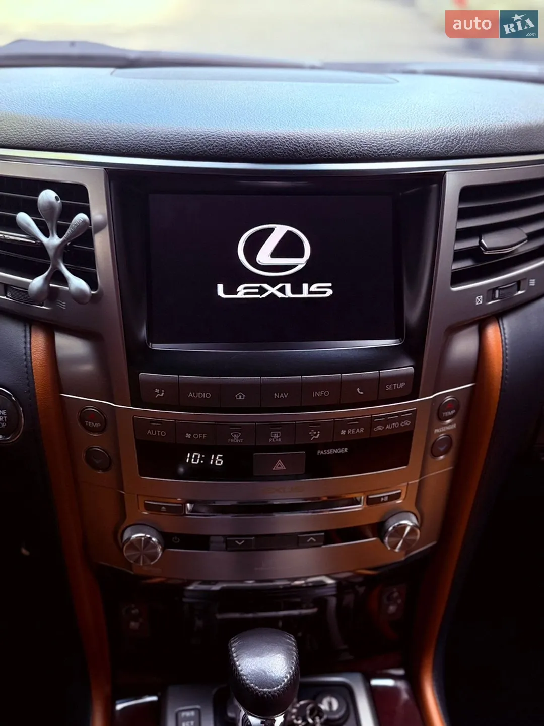 2013 Lexus LX - мініатюра 43