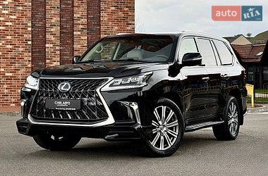 Внедорожник / Кроссовер Lexus LX 2016 в Киеве