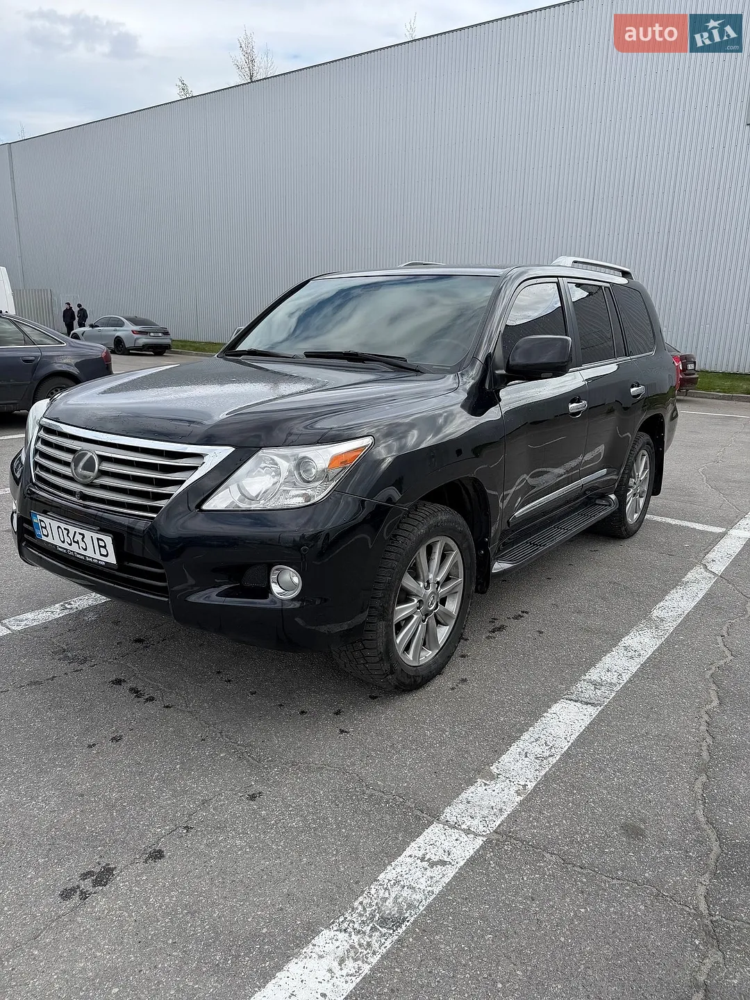 2010 Lexus LX - мініатюра 3