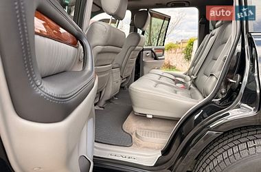 Внедорожник / Кроссовер Lexus LX 2005 в Одессе