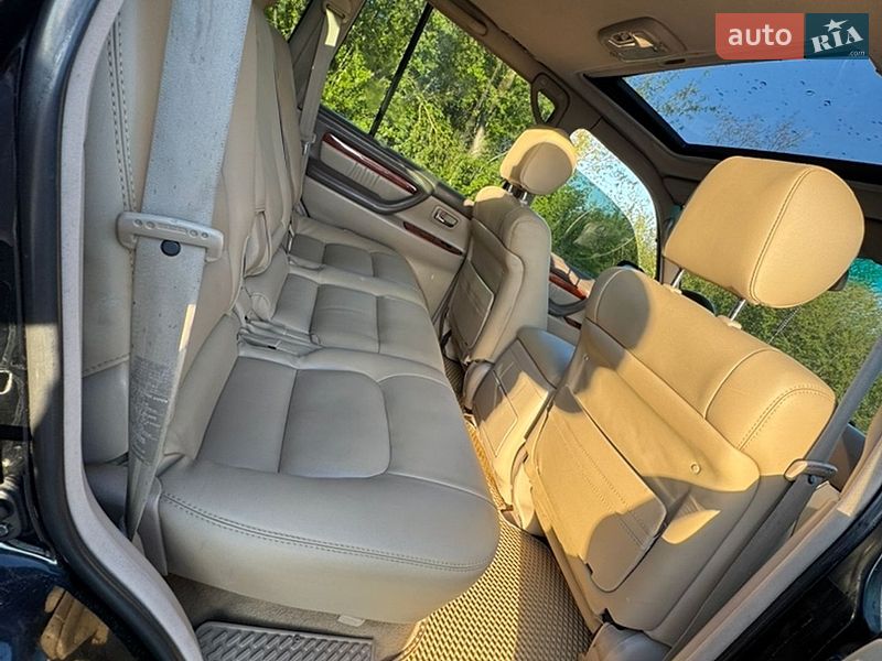 Внедорожник / Кроссовер Lexus LX 2000 в Тернополе