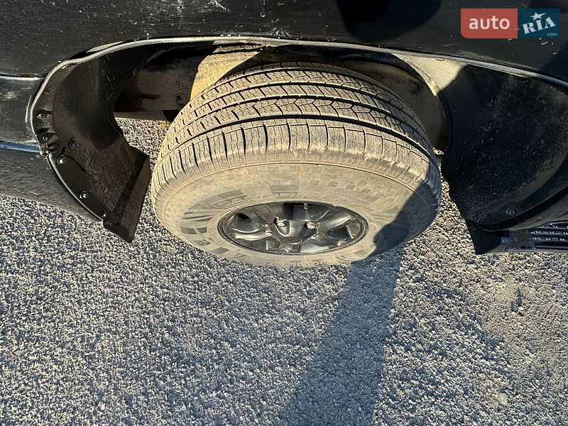 Внедорожник / Кроссовер Lexus LX 2000 в Тернополе