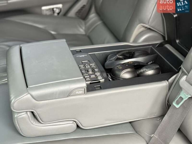 Внедорожник / Кроссовер Lexus LX 2008 в Днепре