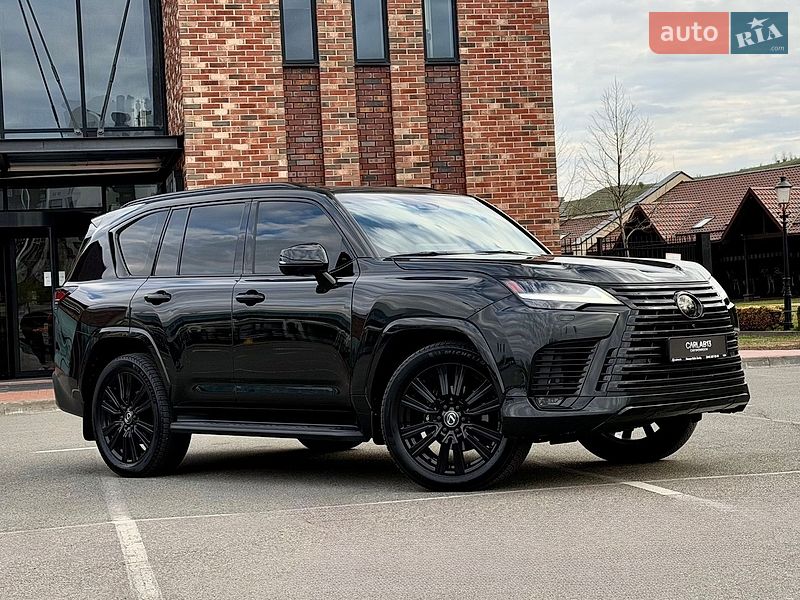 Внедорожник / Кроссовер Lexus LX 2022 в Киеве