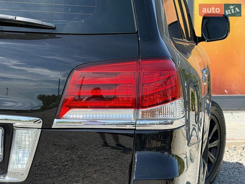 Внедорожник / Кроссовер Lexus LX 2008 в Стрые
