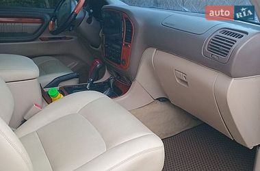 Внедорожник / Кроссовер Lexus LX 1999 в Яремче