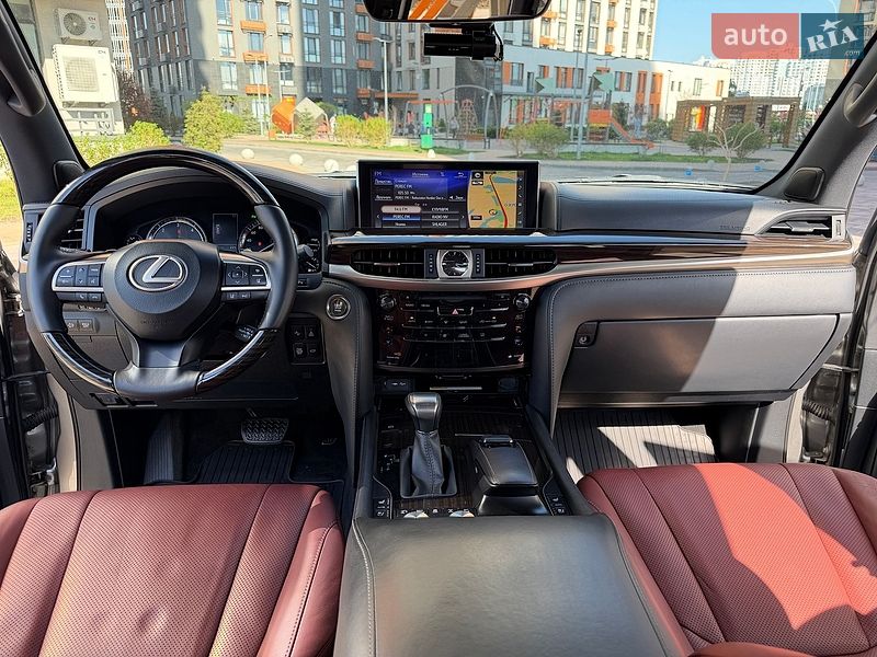 Внедорожник / Кроссовер Lexus LX 2018 в Киеве