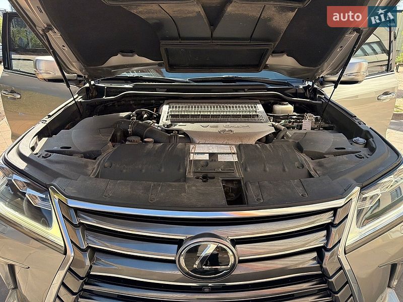 Внедорожник / Кроссовер Lexus LX 2018 в Киеве