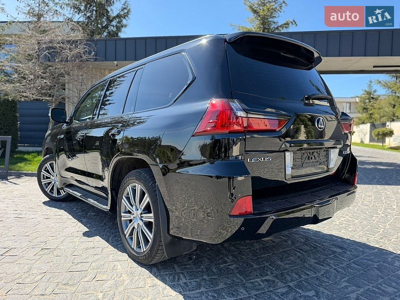 Внедорожник / Кроссовер Lexus LX 2017 в Львове