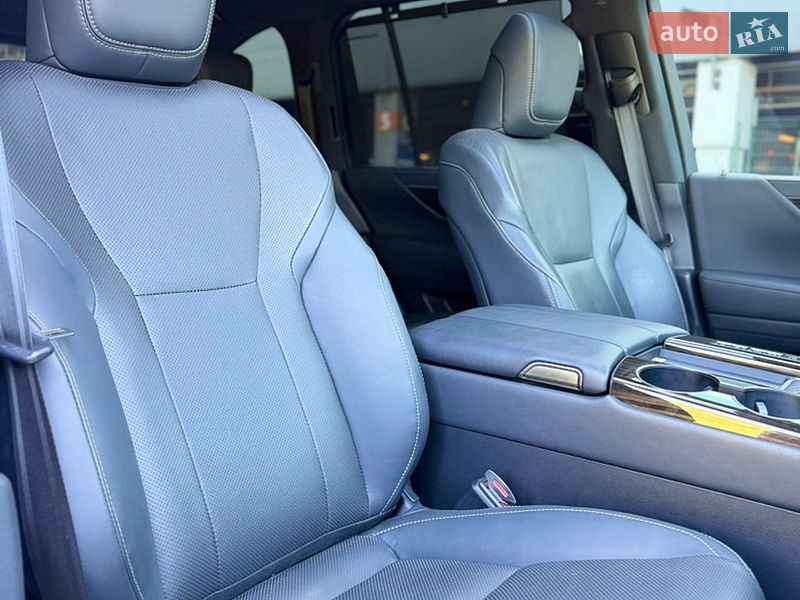 Внедорожник / Кроссовер Lexus LX 2022 в Киеве