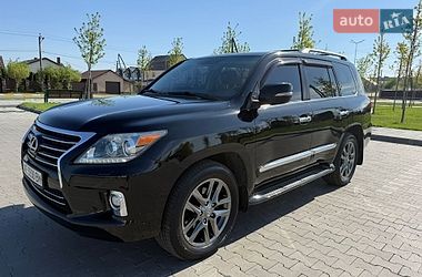 Внедорожник / Кроссовер Lexus LX 2014 в Ирпене
