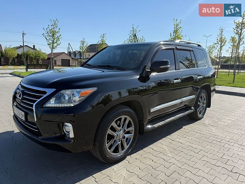 Lexus LX 2014