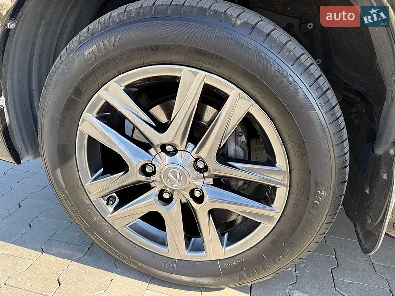 Внедорожник / Кроссовер Lexus LX 2014 в Ирпене