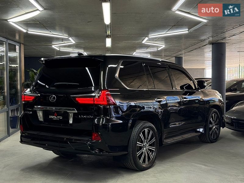 Внедорожник / Кроссовер Lexus LX 2016 в Одессе